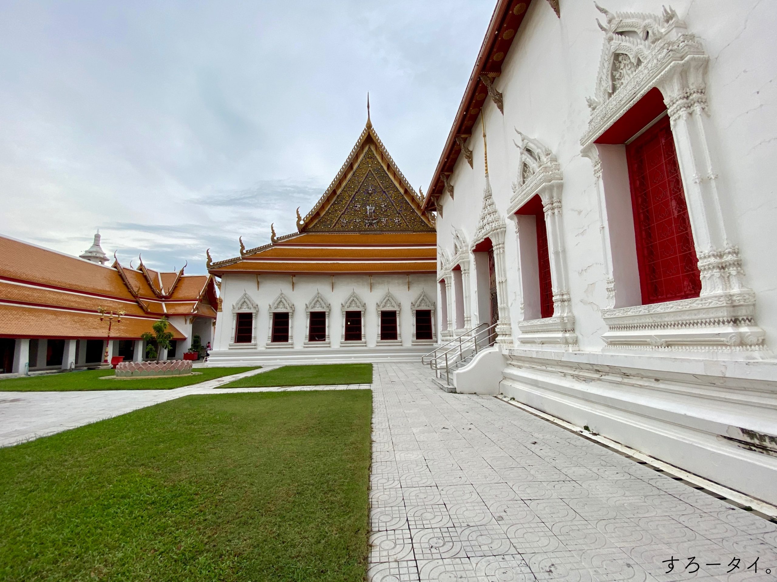 ワット・マハータートユワラートランサリット วัดมหาธาตุยุวราชรังสฤษฎิ์ราชวรมหาวิหาร Wat Mahathat Yuwaratharangsarit Ratchaworamahawihan