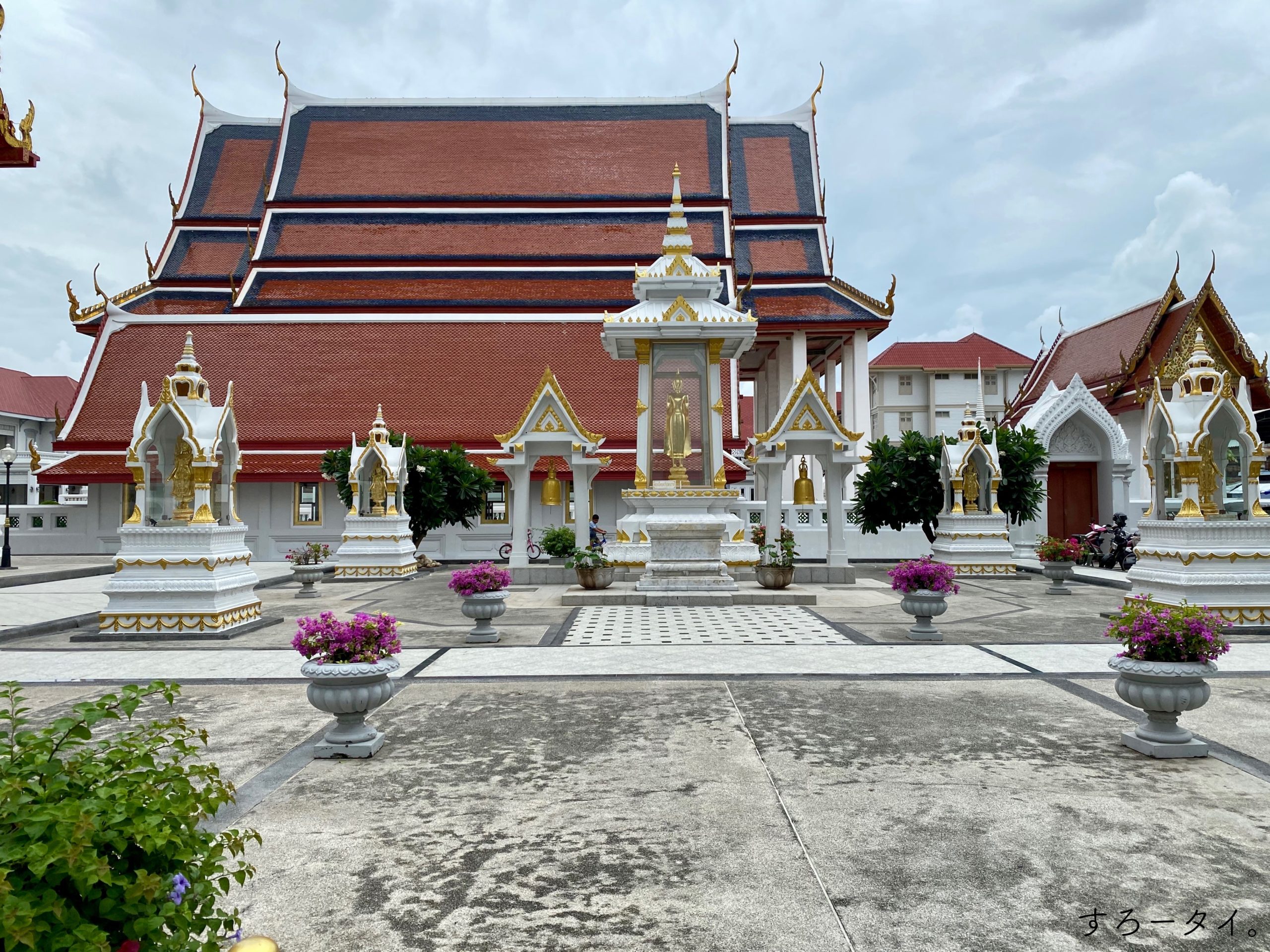 ワット・テーワラートグンチョーン Wat Thewarat Kunchorn วัดเทวราชกุญชร