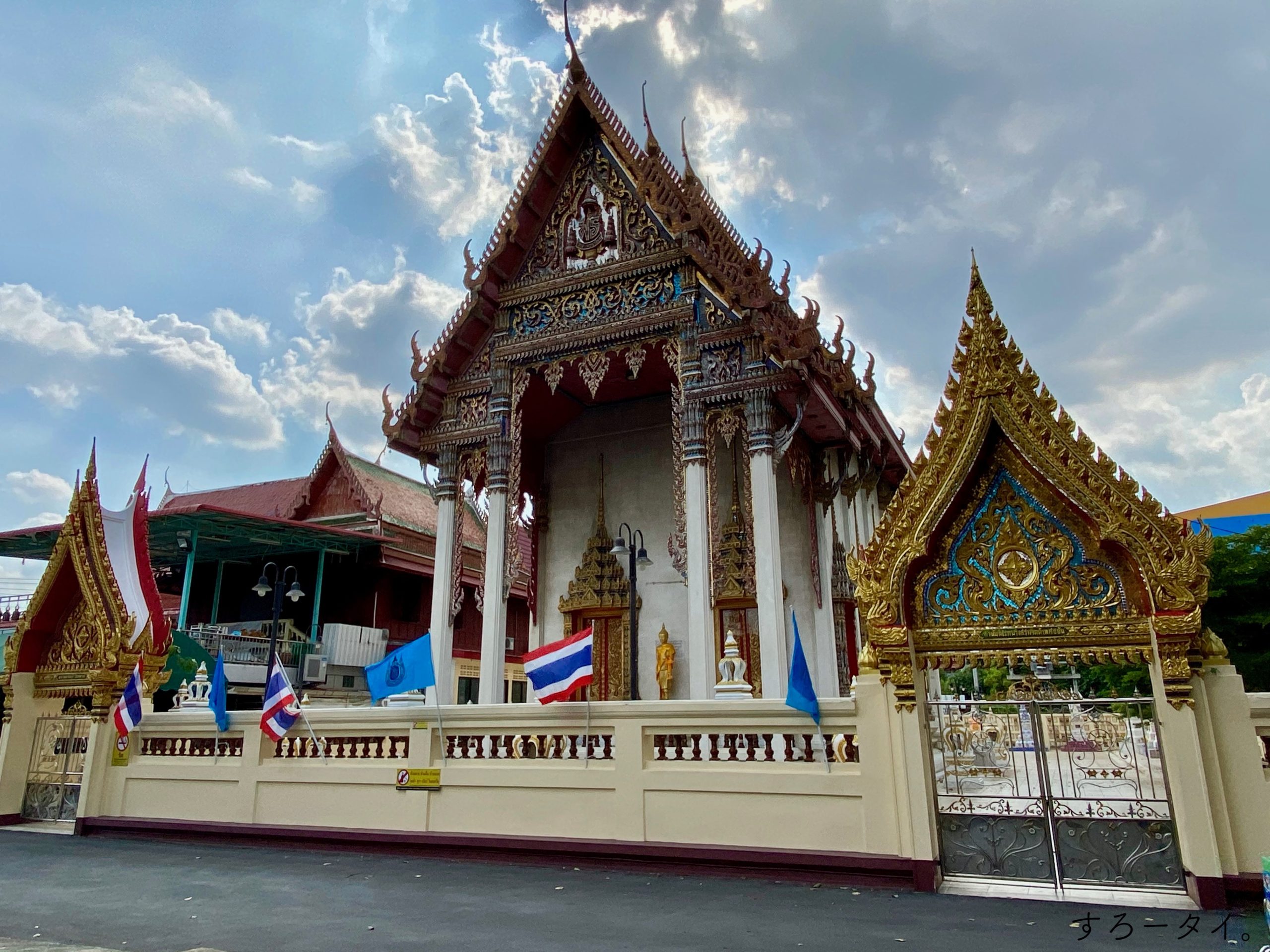 ワット・ノーイナイ　Wat Noi Nai วัดน้อยใน