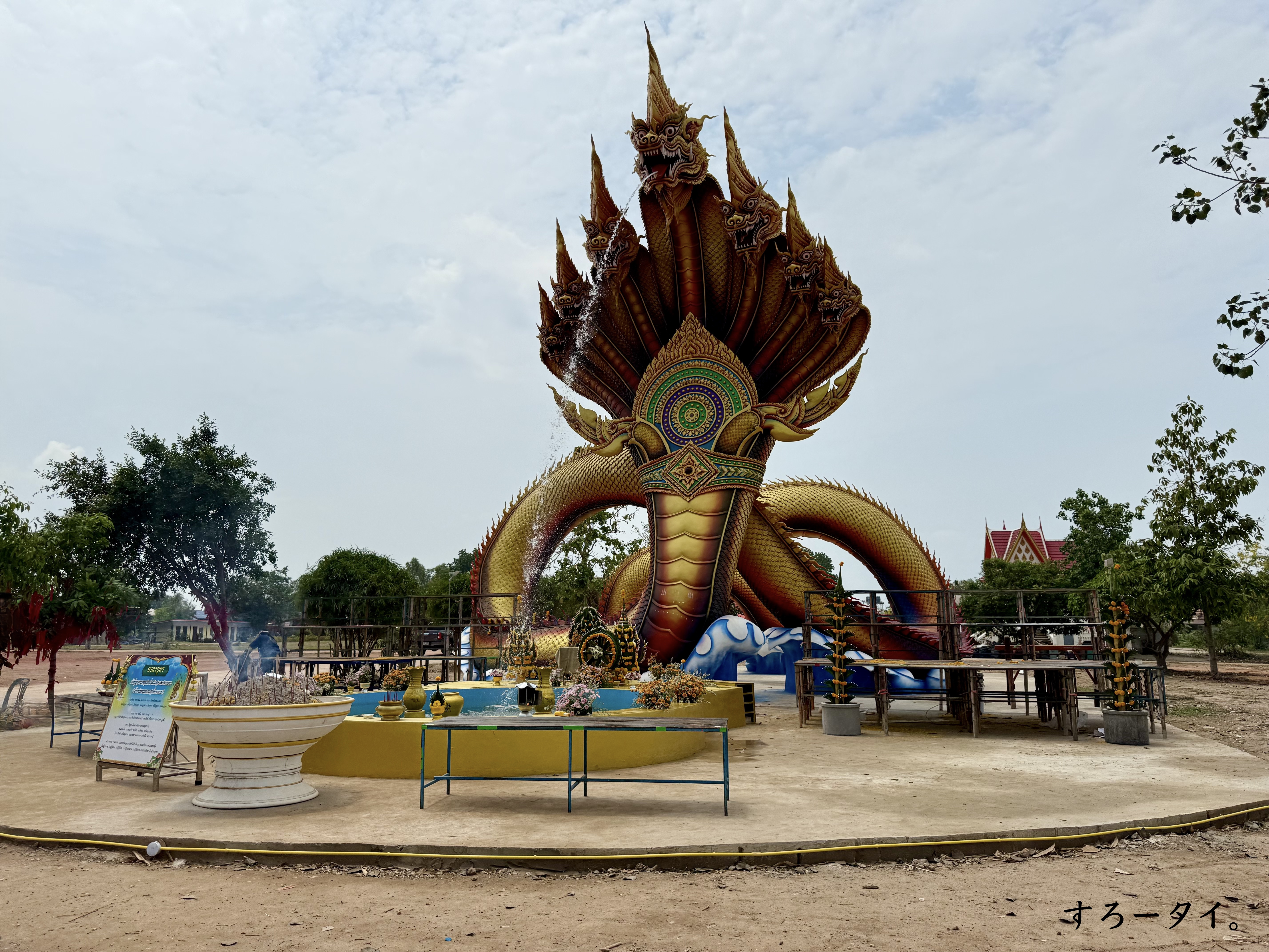 ルアンポーヤイ（หลวงพ่อพระใหญ่）