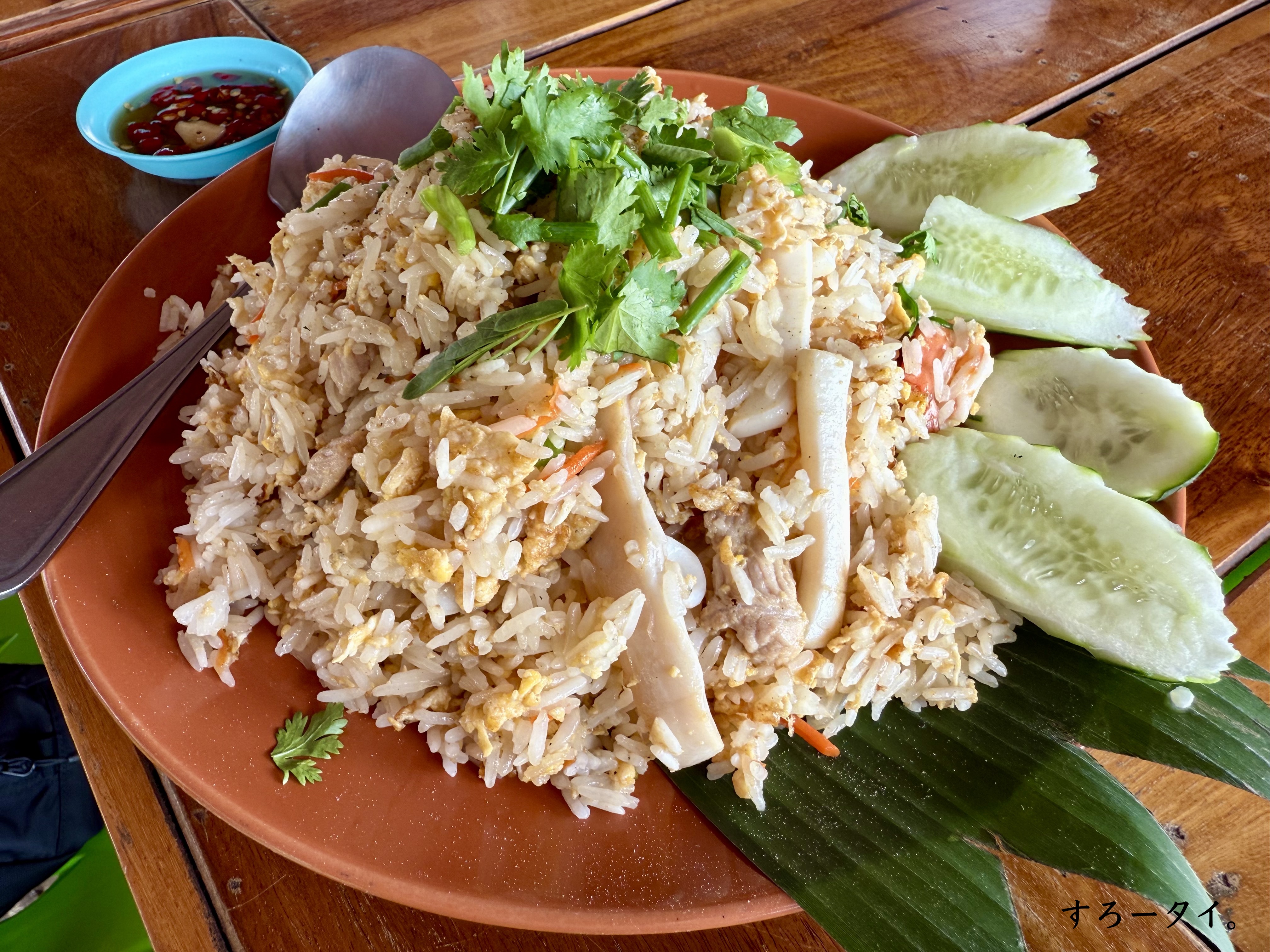 ロップムムソイ8（ร้านหลบมุมซอย8）