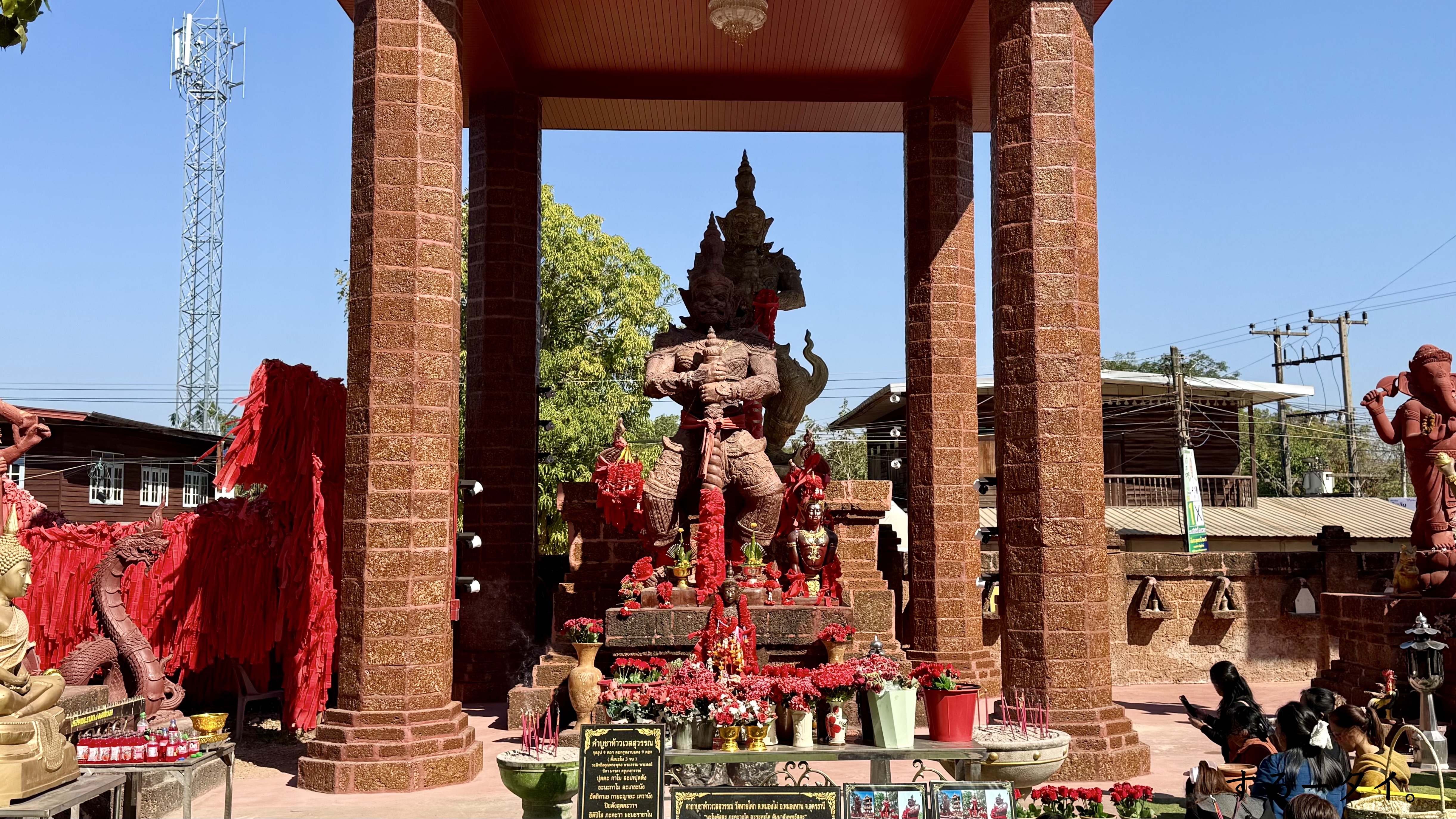 ワット・ハーイソーク(วัดหายโศก)